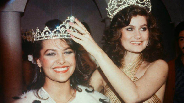 O zamanlar gelecekteki hayatından haberi yoktu... Tam 42 yıldır Türkiye bir çift mavi gözü izliyor... Herkes geldi geçti, bir tek o kaldı