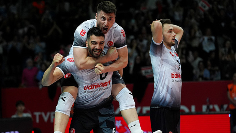 Ziraat Bankkart, play-off final serisi ilk maçında Galatasarayı mağlup etti