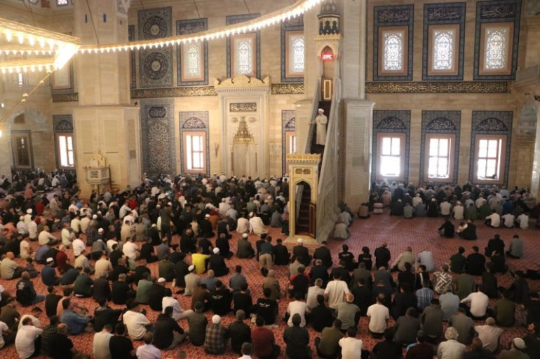 Diyanet İşleri Başkanı Ali Erbaş, yapay zekaya sorduğu soruyu anlattı: Hayretler içinde cevap verdi, 1400 yıl önceden bilinmiş olması imkansız dedi