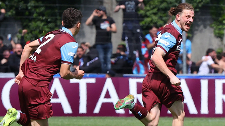 Trabzonsporun gençleri, UEFA Gençlik Ligi finalinde Barcelonaya karşı