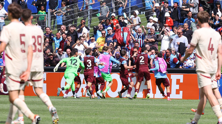 Trabzonsporun gençleri, UEFA Gençlik Ligi finalinde Barcelonaya karşı
