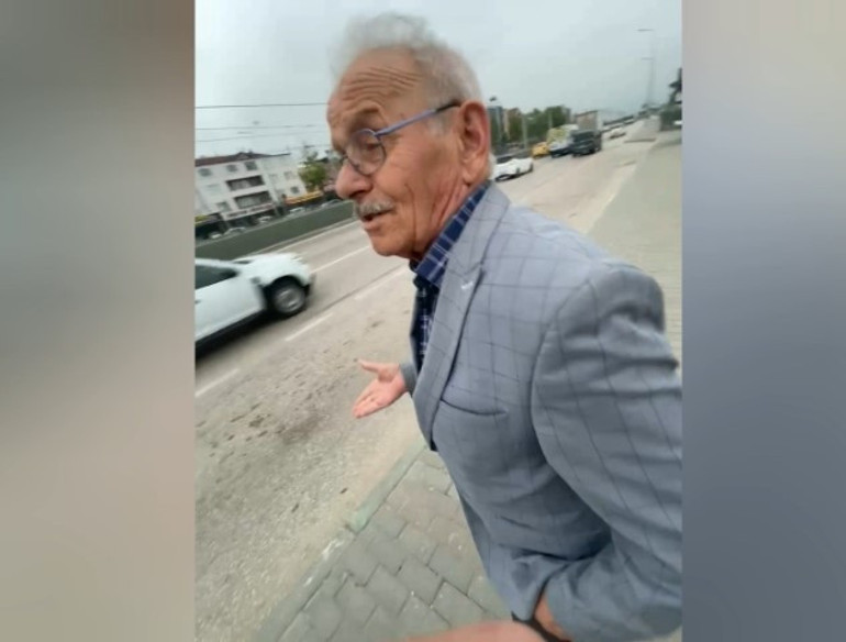 Torunu kayda aldı: Yaşlı adamın gülümseten anları... | Dede, babaannem nerede