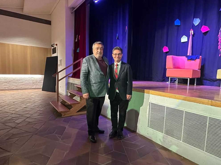 ‘Rumuz Goncagül’ tiyatroseverlerle Buluştu