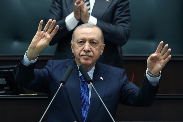 Cumhurbaşkanı Erdoğandan peş peşe müjde: 50 bin sosyal konut yapılıyor, yarısı bizden kampanyasında destek tutarı artıyor