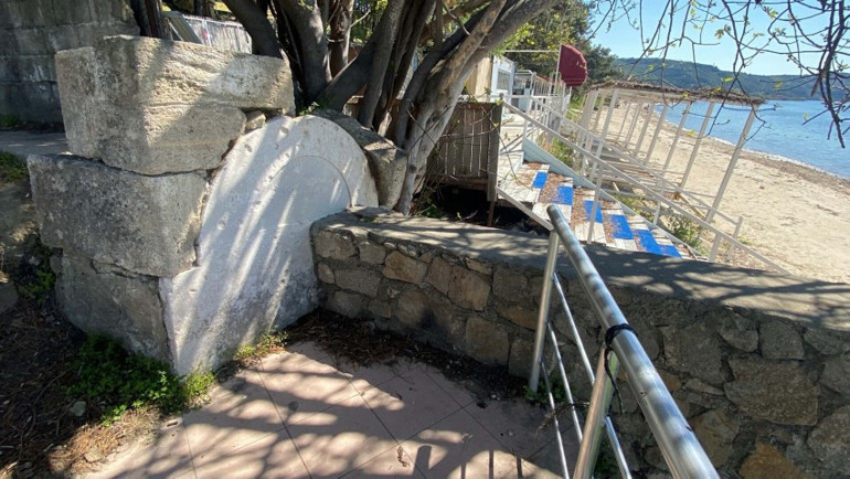 Köydeki duvarın arasında ortaya çıktı: 170 yıl önce Londrada üretilip Türkiyeye getirmişler