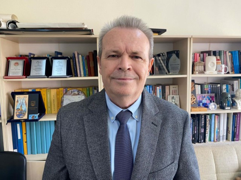 Köydeki duvarın arasında ortaya çıktı: 170 yıl önce Londrada üretilip Türkiyeye getirmişler