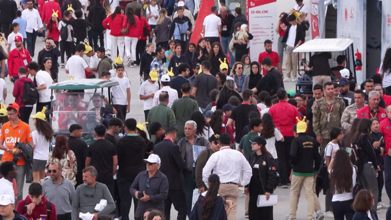 TEKNOFEST KKTCye ziyaretçi akını... İlk gününde 62 bin ziyaretçi ağırladı