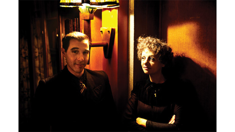 ‘Bohem’ bir hayatın boğuk sesli şarkıcısı...