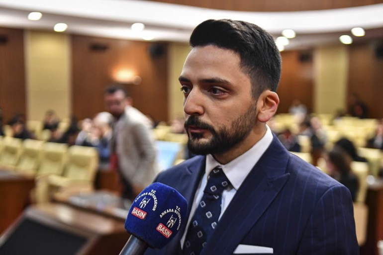 ABB Meclisi 4 gün gençlere emanet