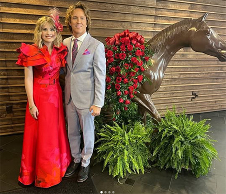 Daha küçücükken mezar taşına fısıldardı... Bu elbise ona miras kaldı: Sanki annem bana sarılmış gibi hissediyorum