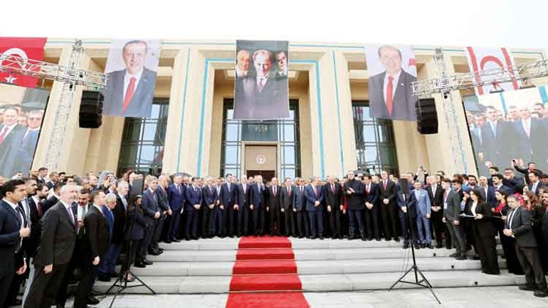 Cumhurbaşkanı Erdoğan KKTC’de: 2 devletli çözüm ortak vizyonumuz