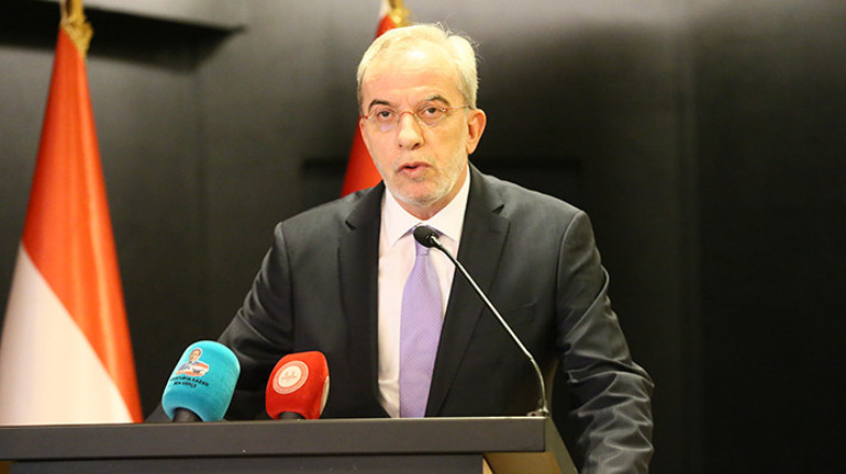 Erbaş, Viyana’da Türk toplumunun temsilcileriyle buluştu