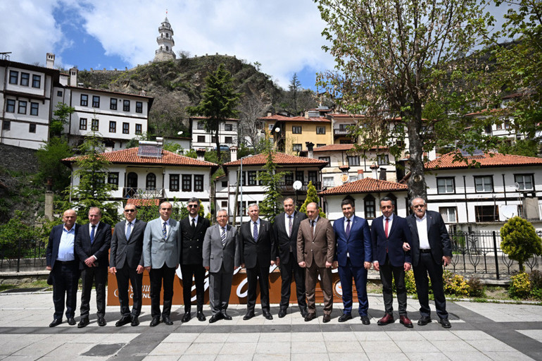 Bir iyi bir kötü haber