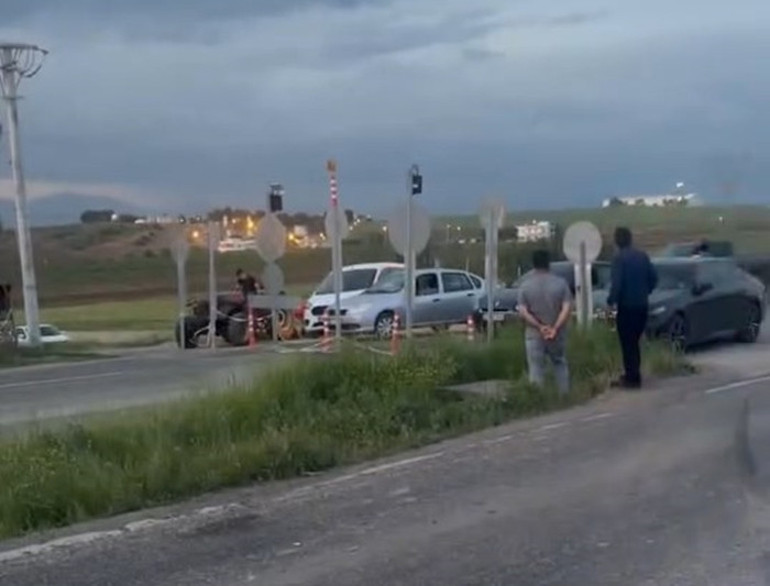 Siirt’te kamyonet ile hafif ticari araç çarpıştı: Çok sayıda yaralı var
