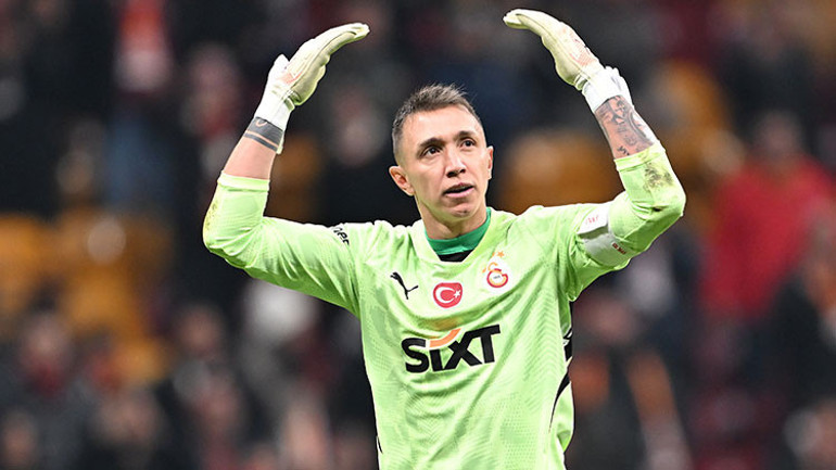 Galatasaray’da 8 ayrılık 35 milyon Euroluk transfer kapıda