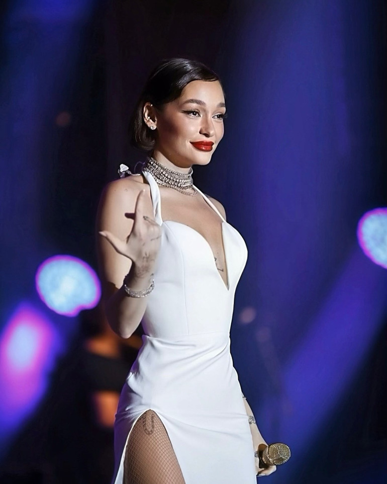 Müziğin ritmine kulak ver