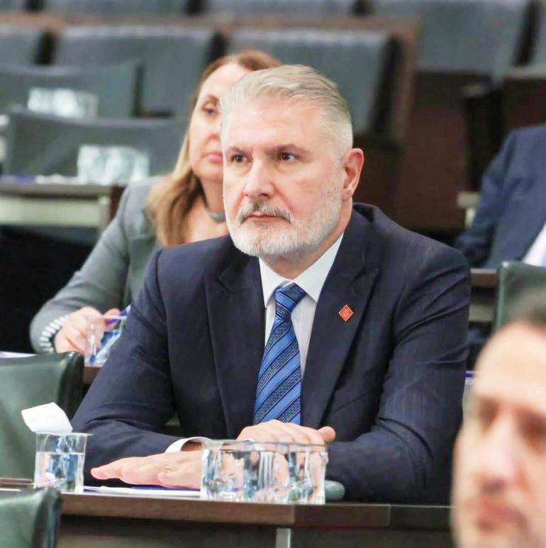Bu ne şahane bir toplantı böyle