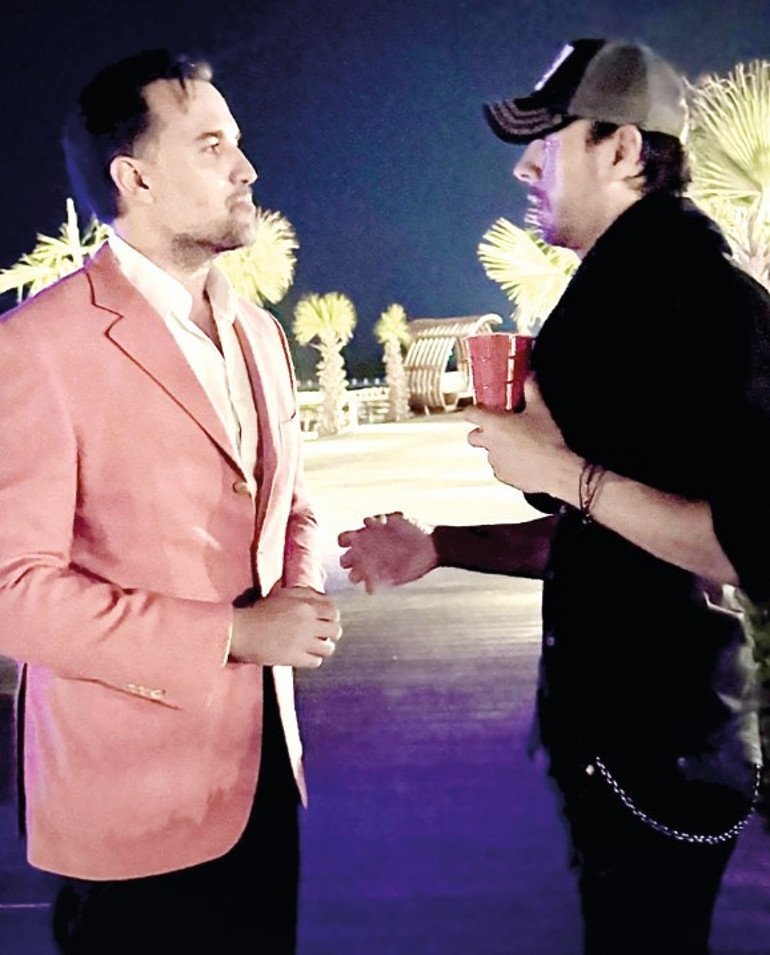 Enrique Iglesias: Ezan sesini özledim