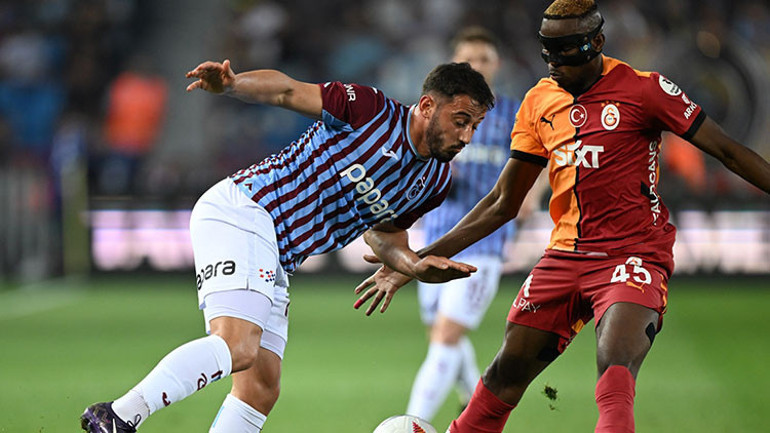 Trabzonspor-Galatasaray maçını Fırat Aydınus ve Uğur Meleke değerlendirdi Pozisyon ofsayt mı faul mü VAR, orta hakemi çağırarak hata mı yaptı