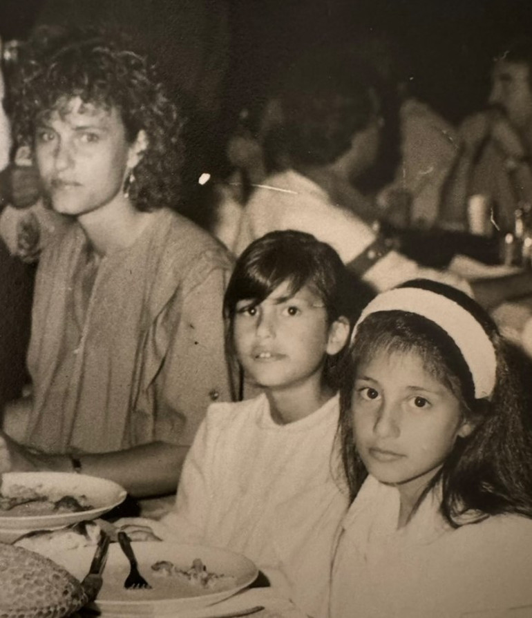 Ben artık büyüdüm desem de hala senin küçük kızınım