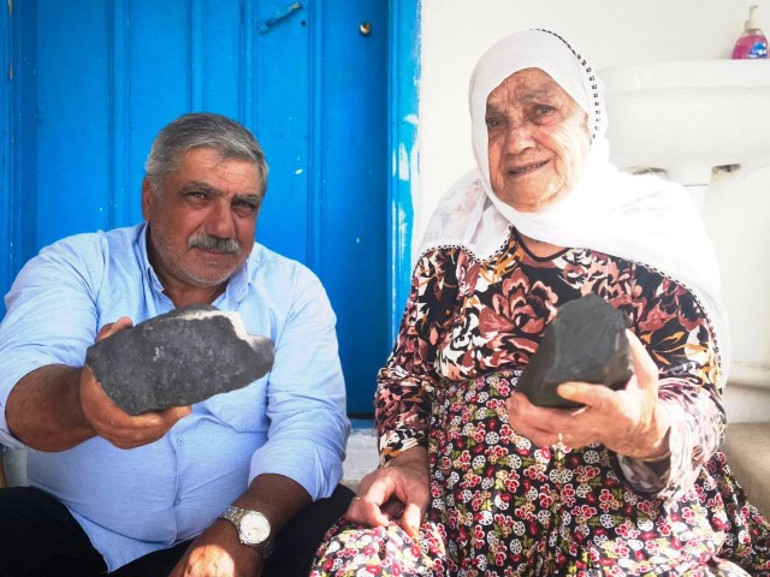 Tuncelide yaşlı kadının bahçesine düştü | Anneler Gününde hediye yağdı başımıza