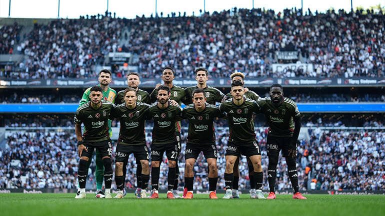 Beşiktaşın Adana Demir galibiyeti sonrası Güntekin Onaydan tavsiye: O iki oyuncu gibi futbolcular alın