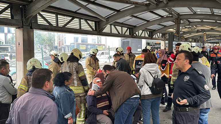 Metrobüste alarm zilleri Sorumlu dalgın sürücüler mi, yorgun araçlar mı ‘2 milyon kilometreyi aştılar’