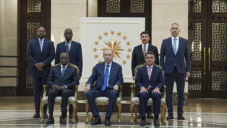 Cumhurbaşkanı Erdoğan, 3 ülkenin büyükelçisini kabul etti