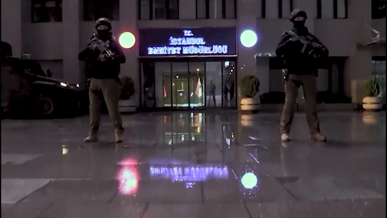 İstanbulda terör örgütü DEAŞa operasyonda 11 gözaltı