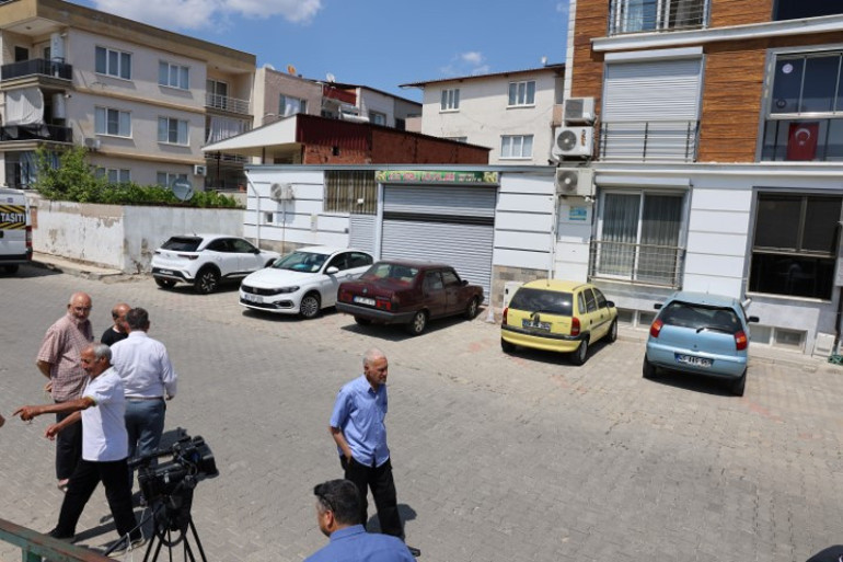 Anne ve iki çocuğu esrarengiz yangında ölmüştü İtfaiyeci babayı ele veren görüntü... Uyanmamaları için bunu yapmış