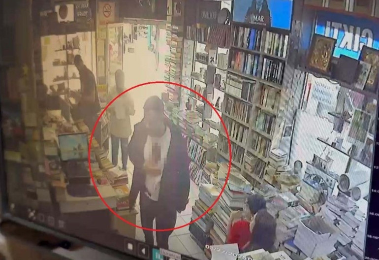 Kız kardeşini kaçıran kuzenini sokak ortasında öldürdü Dehşet anları kamerada