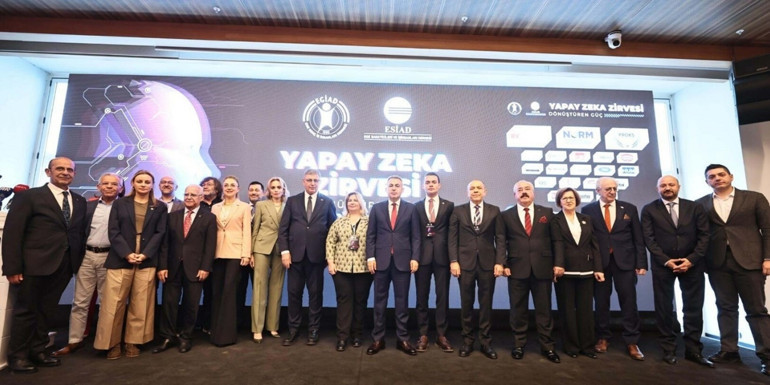 İzmir dijital kafalı bir şehir olmalı