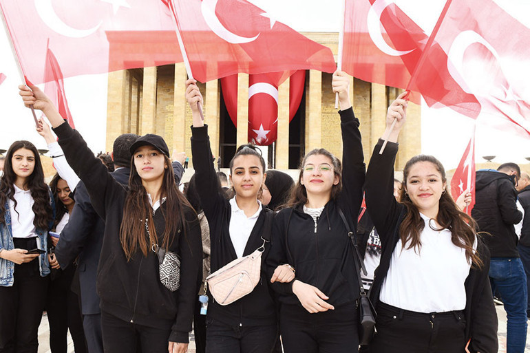 Atatürk’ün yaktığı 106 yıllık kurtuluş meşalesi