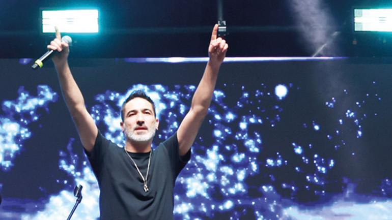 Bir daha yazıyorum: Bak bu şehit annesi mırın kırın etmiyor