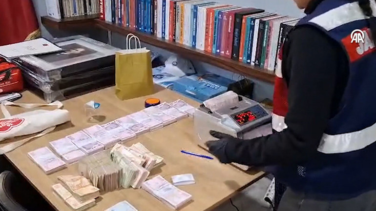 İBB’ye yolsuzluk operasyonunda üçüncü dalga 22 kişi gözaltına alındı