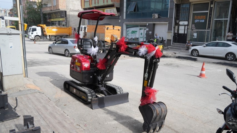 Patrondan Suriyeli işçisine vefa örneği Ülkesine dönme kararı alınca hediye etti: Tam 1 milyon lira değerinde