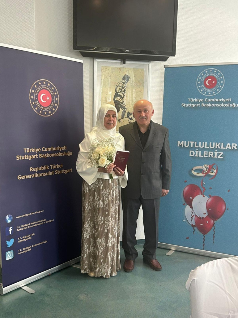Stuttgart’ta Aile Günü: 65 yıllık evliliğe cüzdan, gençlere nikâh