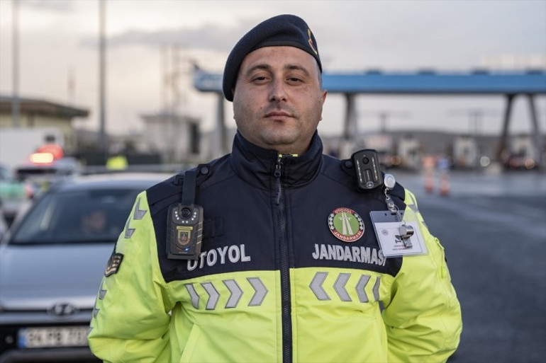 Otoyollarda yeni dönem Hiçbir şekilde kaçış yok: Ekipler artık bu cihazla tespit ediyor... 27 ilde 4 bin personelle görevdeler