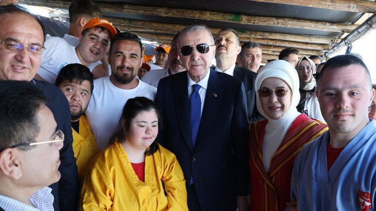 Cumhurbaşkanı Erdoğan, 7. Etnospor Kültür Festivalini ziyaret etti
