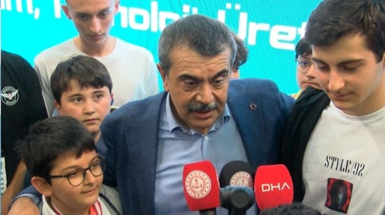 Bakan Tekin: Öğrencilerin bilgiyi beceriye dönüştürmeleri önceliğimiz