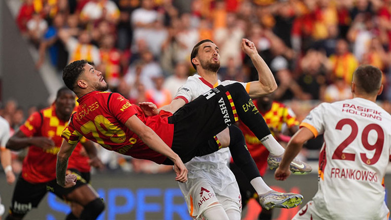 Göztepe Galatasaray maçına dair usta isimler yazdı: 30 senedir ilk kez şahit oluyorum