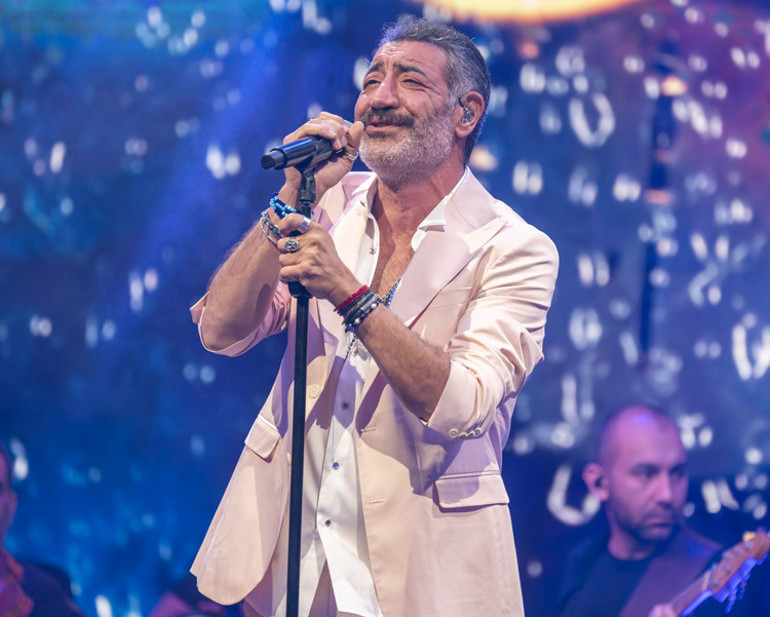 Kalp krizi için önlemini aldı...Yanından ayırmıyor