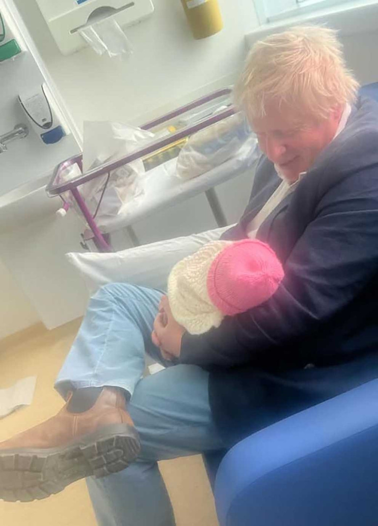 Boris Johnson, 9’uncu kez baba oldu