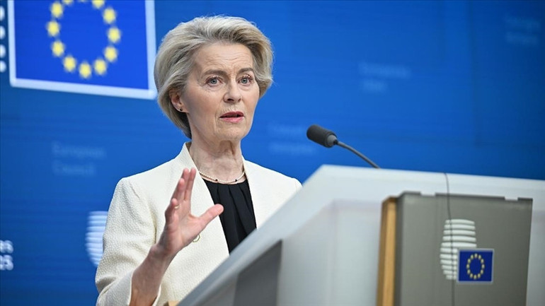 Trump ek vergileri şimdilik erteledi... Uzmanların endişesi geçmedi: ABD ve AB arasında yıllarca sürecek bir ticaret savaşını tetikleyebilir