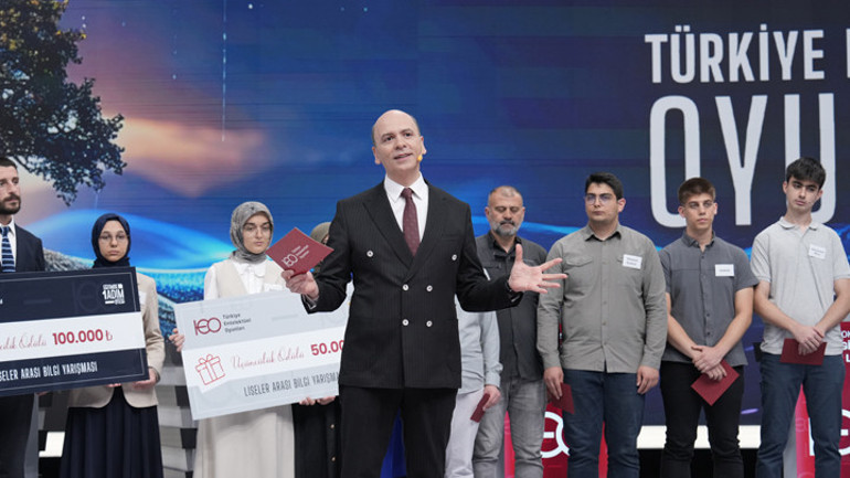 Türkiye Entelektüel Oyunları (TEO) Liseler Arası Bilgi Yarışması’nın kazananları belli oldu