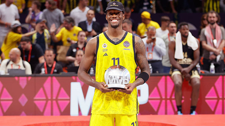 Nigel Hayes-Davisten Kobe Bryanta duygusal mesaj