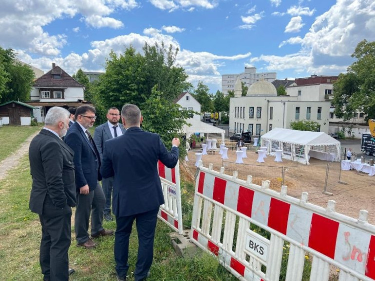 DİTİB Giessen Camisi ve Külliyesi’nin temeli atıldı