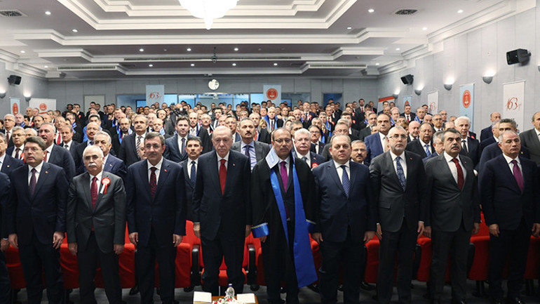 Cumhurbaşkanı Erdoğan: Hiçbir ferdin hakkını yedirmeyiz