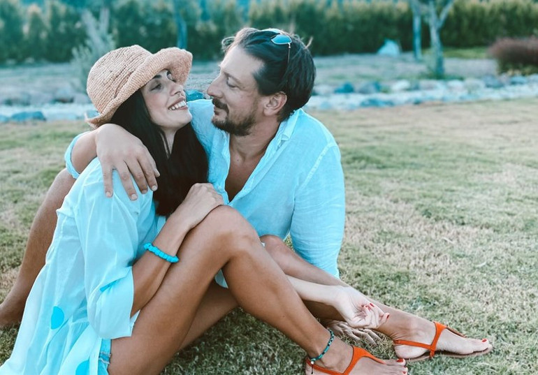 3 yıllık aşkta mutlu son ‘Öylesine güzel seviyorum seni’