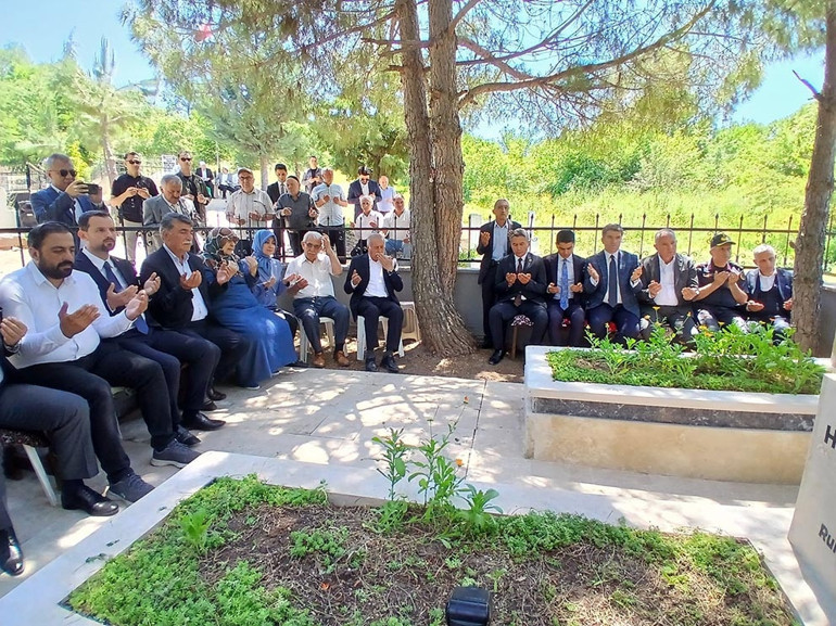 Solingen kurbanları Amasya’da anıldı
